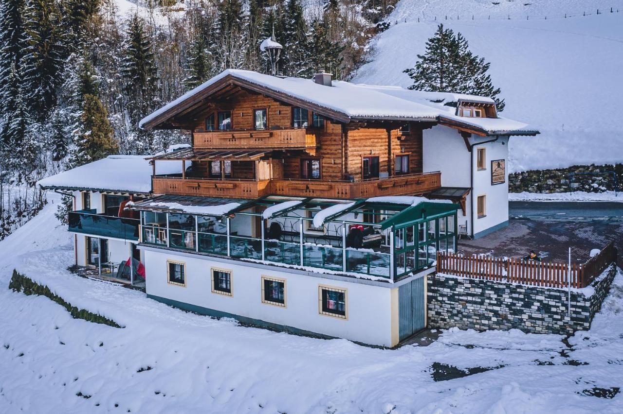 Panorama Hotel Guggenbichl - Inkl Sommerkarte, Einmaliger Eintritt Ins Tauern Spa & Bester Ausblick Ueber كابرون المظهر الخارجي الصورة