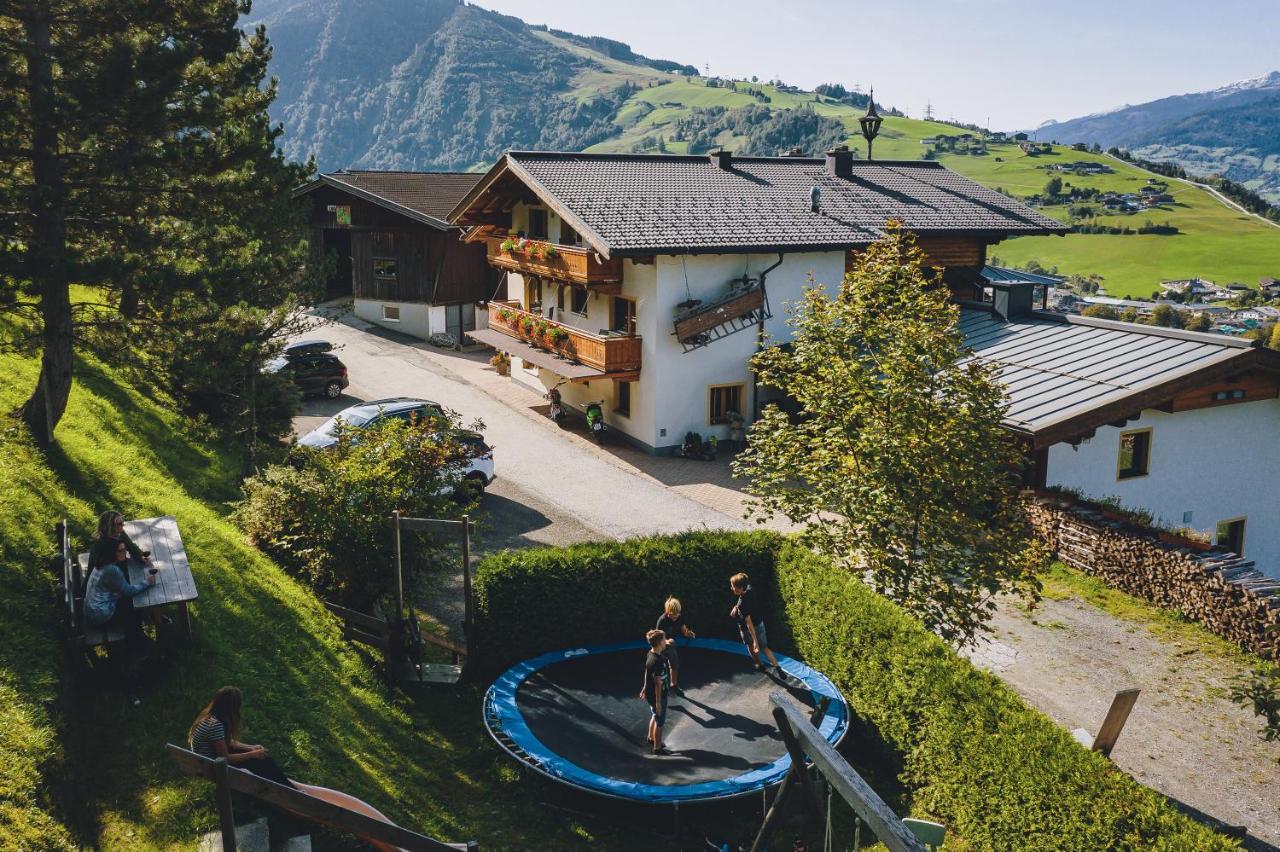 Panorama Hotel Guggenbichl - Inkl Sommerkarte, Einmaliger Eintritt Ins Tauern Spa & Bester Ausblick Ueber كابرون المظهر الخارجي الصورة